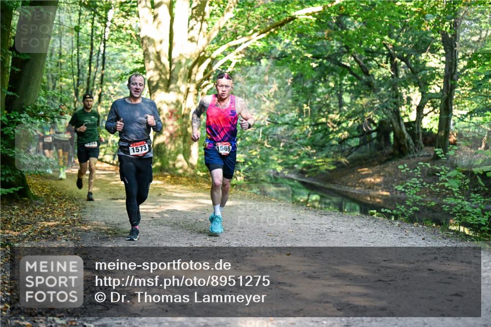 28.09.2025 - 33. Volkslauf durch das schöne Alstertal Dr. Thomas Lammeyer http://msf.ph/oto/8951275 28.09.2025 10:17:17 Laufen 594, 1573, 1569 meine-sportfotos.de