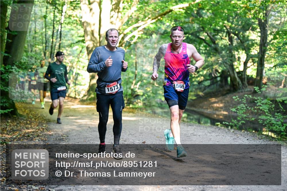 28.09.2025 - 33. Volkslauf durch das schöne Alstertal Dr. Thomas Lammeyer http://msf.ph/oto/8951281 28.09.2025 10:17:18 Laufen 1573, 1569 meine-sportfotos.de