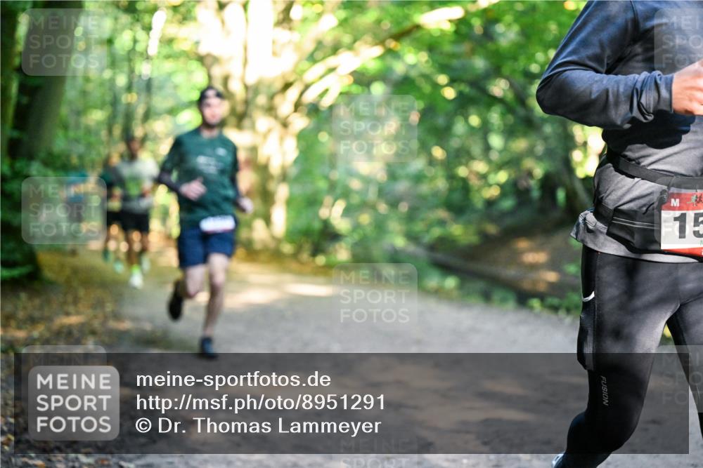 28.09.2025 - 33. Volkslauf durch das schöne Alstertal Dr. Thomas Lammeyer http://msf.ph/oto/8951291 28.09.2025 10:17:20 Laufen 15 meine-sportfotos.de