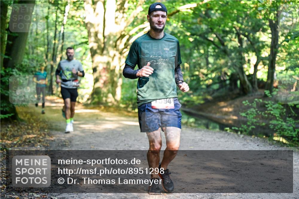 28.09.2025 - 33. Volkslauf durch das schöne Alstertal Dr. Thomas Lammeyer http://msf.ph/oto/8951298 28.09.2025 10:17:21 Laufen 15941 meine-sportfotos.de