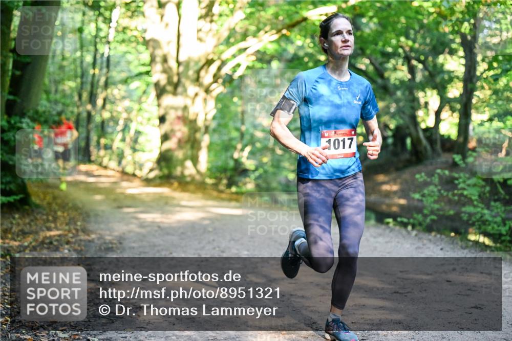 28.09.2025 - 33. Volkslauf durch das schöne Alstertal Dr. Thomas Lammeyer http://msf.ph/oto/8951321 28.09.2025 10:17:25 Laufen 1017 meine-sportfotos.de