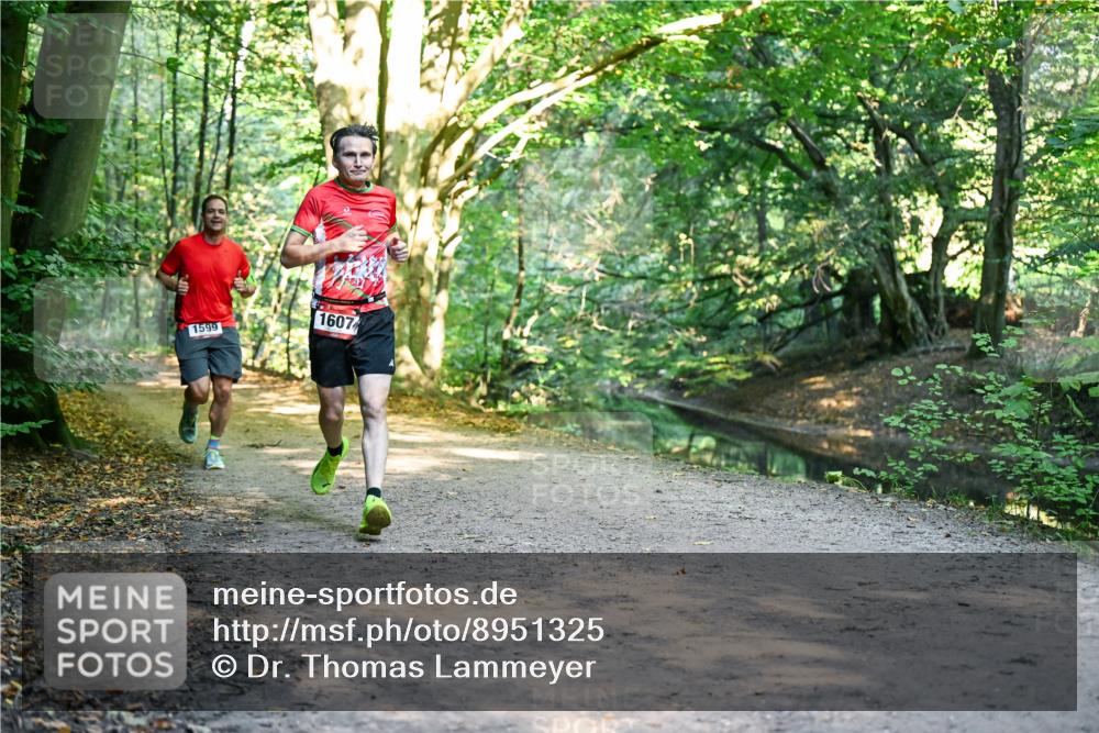 28.09.2025 - 33. Volkslauf durch das schöne Alstertal Dr. Thomas Lammeyer http://msf.ph/oto/8951325 28.09.2025 10:17:29 Laufen 1607, 1599 meine-sportfotos.de