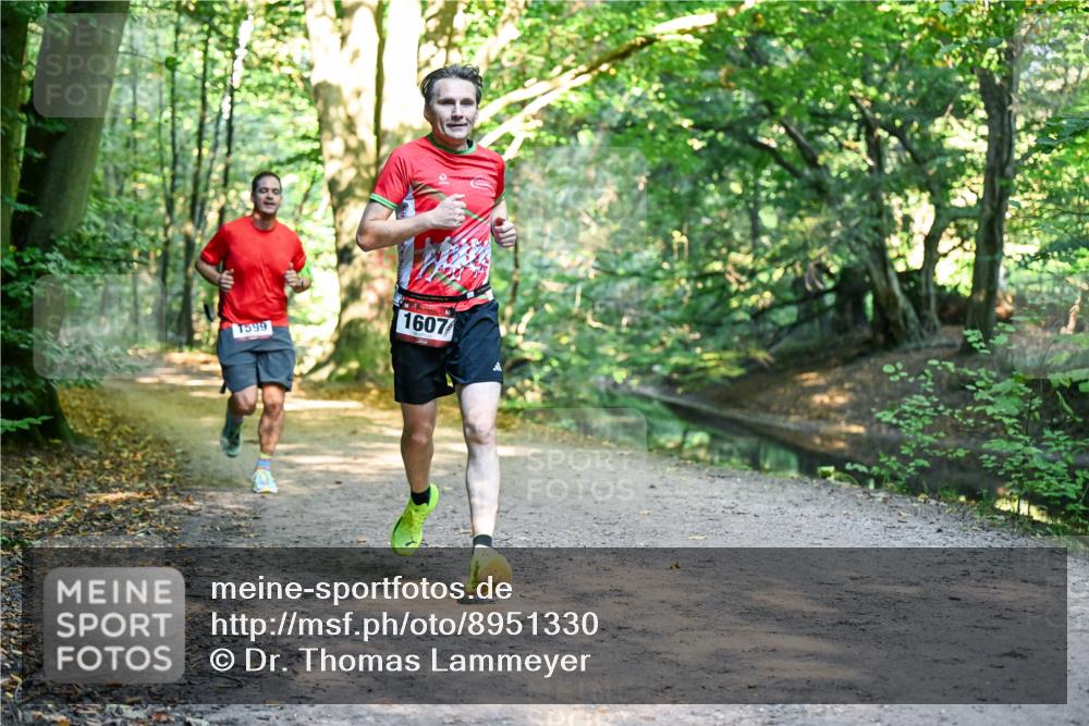 28.09.2025 - 33. Volkslauf durch das schöne Alstertal Dr. Thomas Lammeyer http://msf.ph/oto/8951330 28.09.2025 10:17:30 Laufen 1607, 1599 meine-sportfotos.de