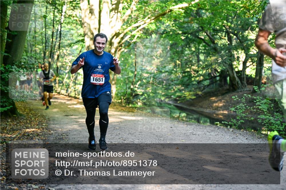 28.09.2025 - 33. Volkslauf durch das schöne Alstertal Dr. Thomas Lammeyer http://msf.ph/oto/8951378 28.09.2025 10:17:48 Laufen 1651 meine-sportfotos.de