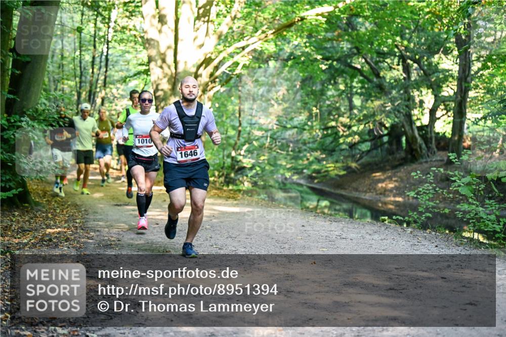 28.09.2025 - 33. Volkslauf durch das schöne Alstertal Dr. Thomas Lammeyer http://msf.ph/oto/8951394 28.09.2025 10:17:51 Laufen 1597, 1010, 1646 meine-sportfotos.de