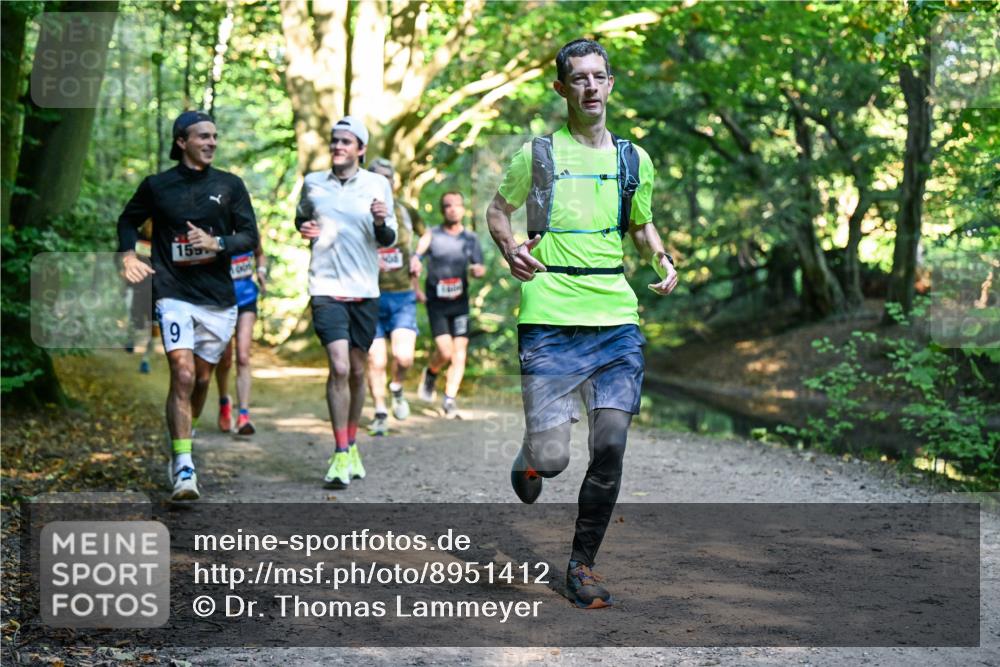 28.09.2025 - 33. Volkslauf durch das schöne Alstertal Dr. Thomas Lammeyer http://msf.ph/oto/8951412 28.09.2025 10:17:54 Laufen 9 meine-sportfotos.de