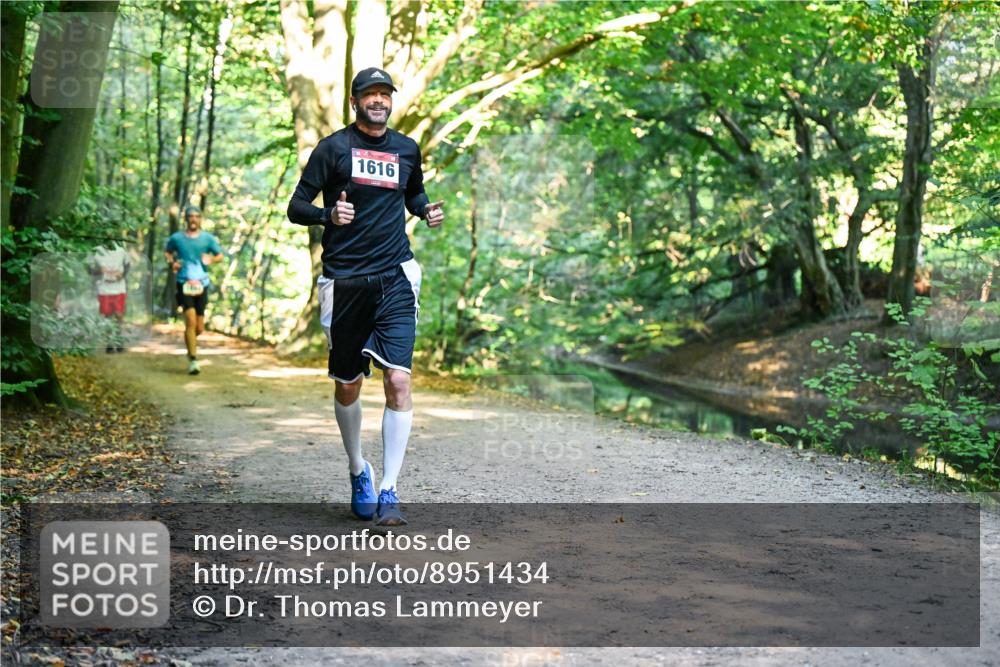 28.09.2025 - 33. Volkslauf durch das schöne Alstertal Dr. Thomas Lammeyer http://msf.ph/oto/8951434 28.09.2025 10:17:58 Laufen 1616 meine-sportfotos.de