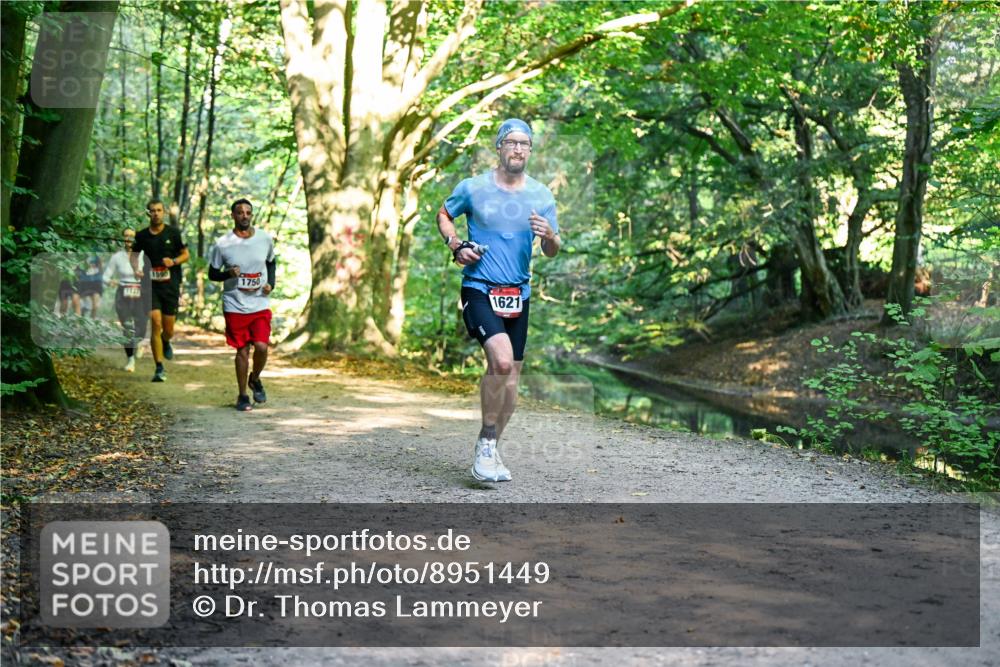 28.09.2025 - 33. Volkslauf durch das schöne Alstertal Dr. Thomas Lammeyer http://msf.ph/oto/8951449 28.09.2025 10:18:02 Laufen 1123, 1500, 1750, 1621 meine-sportfotos.de
