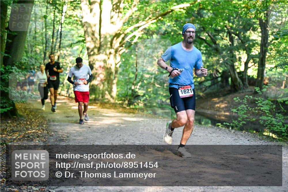 28.09.2025 - 33. Volkslauf durch das schöne Alstertal Dr. Thomas Lammeyer http://msf.ph/oto/8951454 28.09.2025 10:18:03 Laufen 1621 meine-sportfotos.de