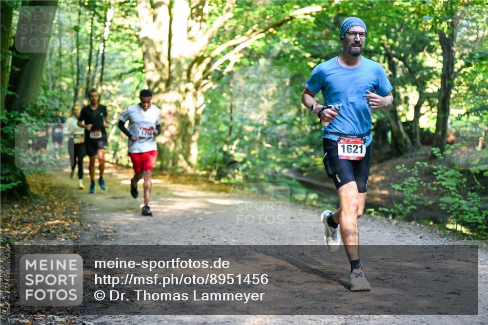 28.09.2025 - 33. Volkslauf durch das schöne Alstertal Dr. Thomas Lammeyer http://msf.ph/oto/8951456 28.09.2025 10:18:03 Laufen 1621 meine-sportfotos.de