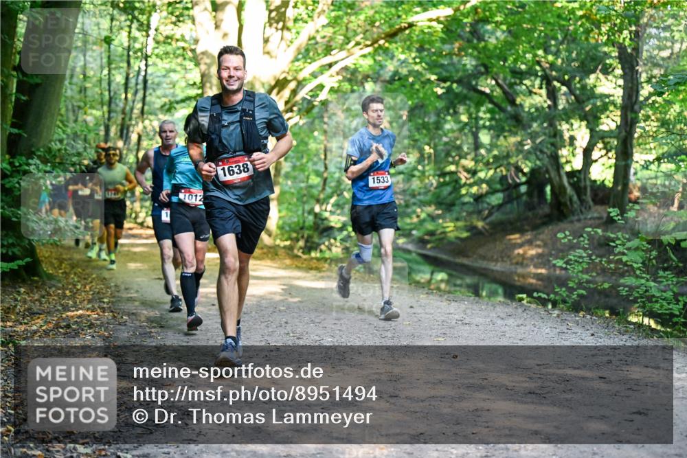 28.09.2025 - 33. Volkslauf durch das schöne Alstertal Dr. Thomas Lammeyer http://msf.ph/oto/8951494 28.09.2025 10:18:09 Laufen 174, 1012, 1638, 1533 meine-sportfotos.de
