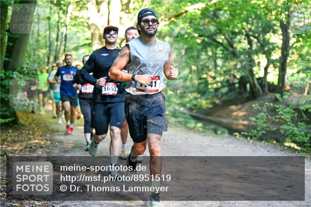 28.09.2025 - 33. Volkslauf durch das schöne Alstertal Dr. Thomas Lammeyer http://msf.ph/oto/8951519 28.09.2025 10:18:14 Laufen 1414, 1015, 1653, 41 meine-sportfotos.de