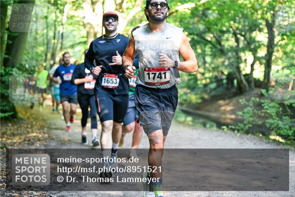 28.09.2025 - 33. Volkslauf durch das schöne Alstertal Dr. Thomas Lammeyer http://msf.ph/oto/8951521 28.09.2025 10:18:14 Laufen 1653, 16, 1741 meine-sportfotos.de