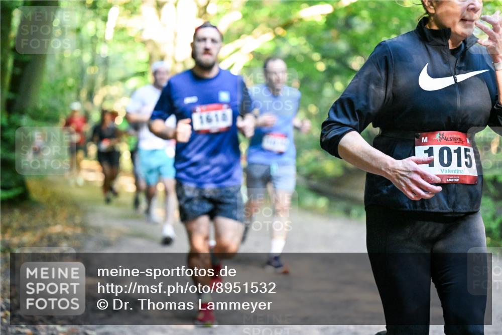 28.09.2025 - 33. Volkslauf durch das schöne Alstertal Dr. Thomas Lammeyer http://msf.ph/oto/8951532 28.09.2025 10:18:16 Laufen 1618, 015 meine-sportfotos.de