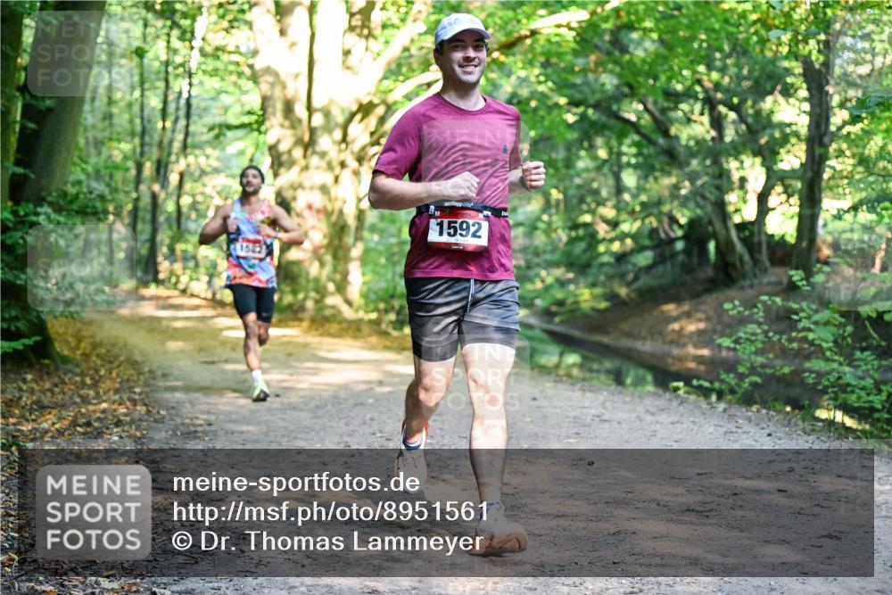 28.09.2025 - 33. Volkslauf durch das schöne Alstertal Dr. Thomas Lammeyer http://msf.ph/oto/8951561 28.09.2025 10:18:22 Laufen 1582, 1592 meine-sportfotos.de