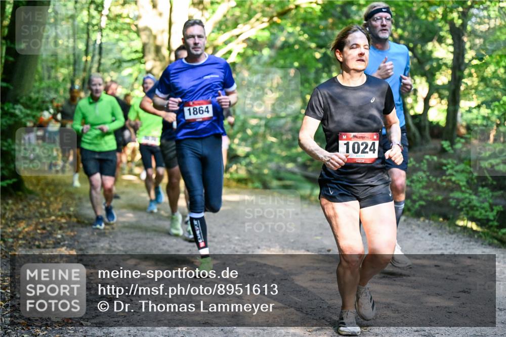28.09.2025 - 33. Volkslauf durch das schöne Alstertal Dr. Thomas Lammeyer http://msf.ph/oto/8951613 28.09.2025 10:18:43 Laufen 1864, 1024 meine-sportfotos.de