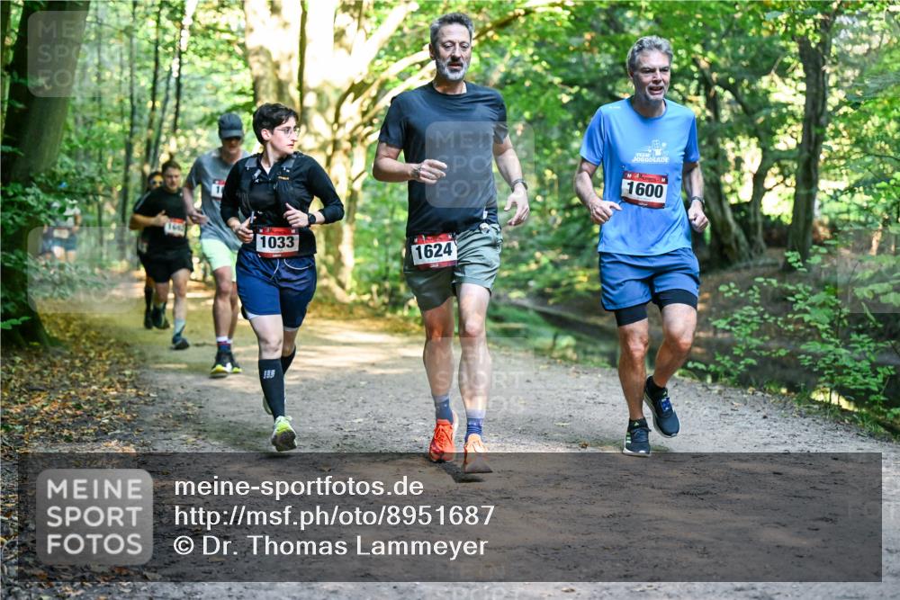 28.09.2025 - 33. Volkslauf durch das schöne Alstertal Dr. Thomas Lammeyer http://msf.ph/oto/8951687 28.09.2025 10:18:59 Laufen 1033, 1624, 1600 meine-sportfotos.de