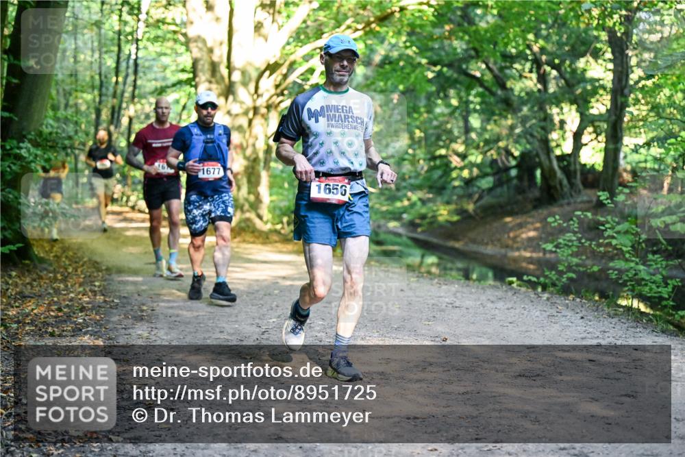 28.09.2025 - 33. Volkslauf durch das schöne Alstertal Dr. Thomas Lammeyer http://msf.ph/oto/8951725 28.09.2025 10:19:06 Laufen 1677, 1656 meine-sportfotos.de