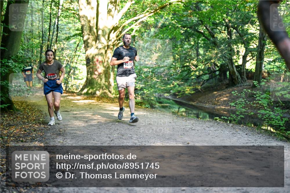 28.09.2025 - 33. Volkslauf durch das schöne Alstertal Dr. Thomas Lammeyer http://msf.ph/oto/8951745 28.09.2025 10:19:09 Laufen 1606, 1040 meine-sportfotos.de