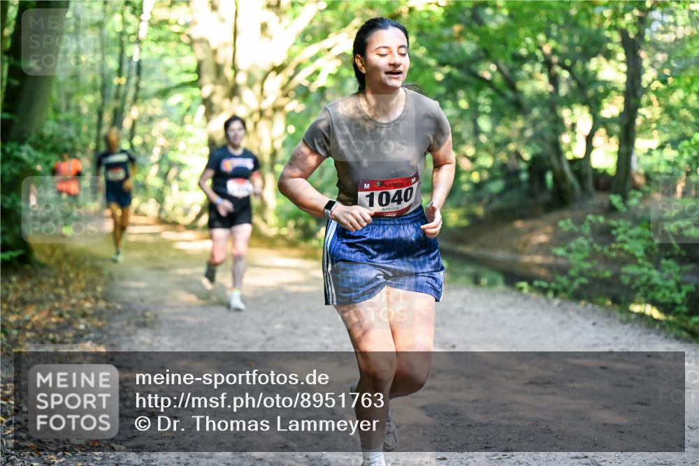 28.09.2025 - 33. Volkslauf durch das schöne Alstertal Dr. Thomas Lammeyer http://msf.ph/oto/8951763 28.09.2025 10:19:12 Laufen 1040 meine-sportfotos.de