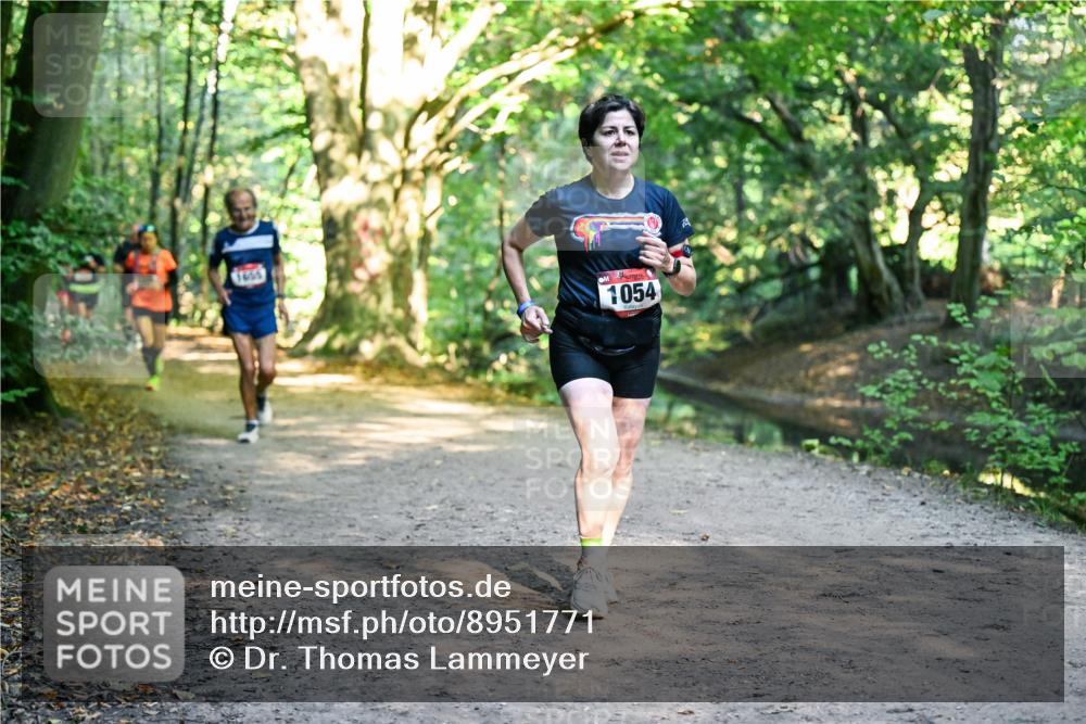 28.09.2025 - 33. Volkslauf durch das schöne Alstertal Dr. Thomas Lammeyer http://msf.ph/oto/8951771 28.09.2025 10:19:14 Laufen 1054 meine-sportfotos.de