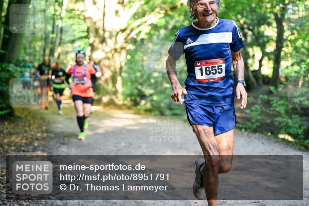28.09.2025 - 33. Volkslauf durch das schöne Alstertal Dr. Thomas Lammeyer http://msf.ph/oto/8951791 28.09.2025 10:19:17 Laufen 1655 meine-sportfotos.de