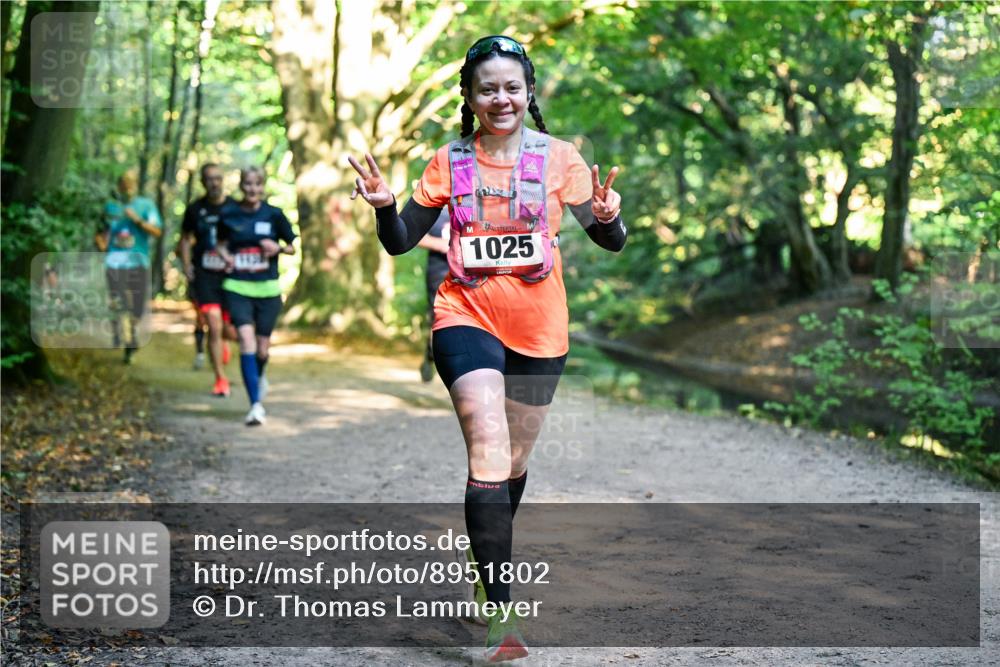 28.09.2025 - 33. Volkslauf durch das schöne Alstertal Dr. Thomas Lammeyer http://msf.ph/oto/8951802 28.09.2025 10:19:19 Laufen 1025 meine-sportfotos.de