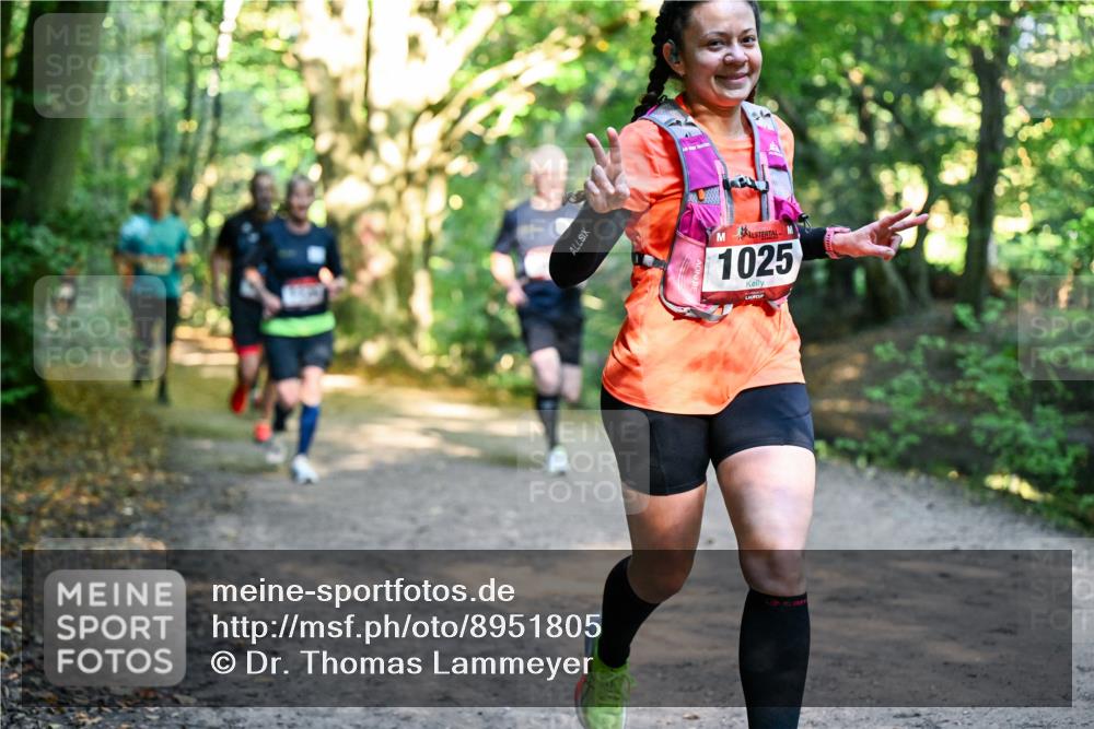 28.09.2025 - 33. Volkslauf durch das schöne Alstertal Dr. Thomas Lammeyer http://msf.ph/oto/8951805 28.09.2025 10:19:19 Laufen 1025 meine-sportfotos.de