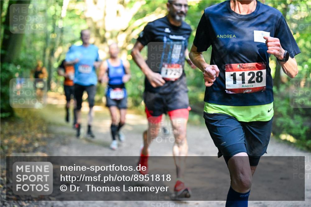 28.09.2025 - 33. Volkslauf durch das schöne Alstertal Dr. Thomas Lammeyer http://msf.ph/oto/8951818 28.09.2025 10:19:22 Laufen 1725, 1128 meine-sportfotos.de