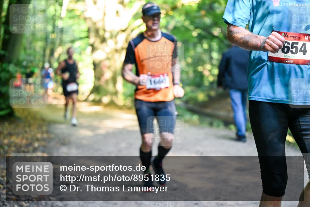 28.09.2025 - 33. Volkslauf durch das schöne Alstertal Dr. Thomas Lammeyer http://msf.ph/oto/8951835 28.09.2025 10:19:25 Laufen 1660, 654 meine-sportfotos.de