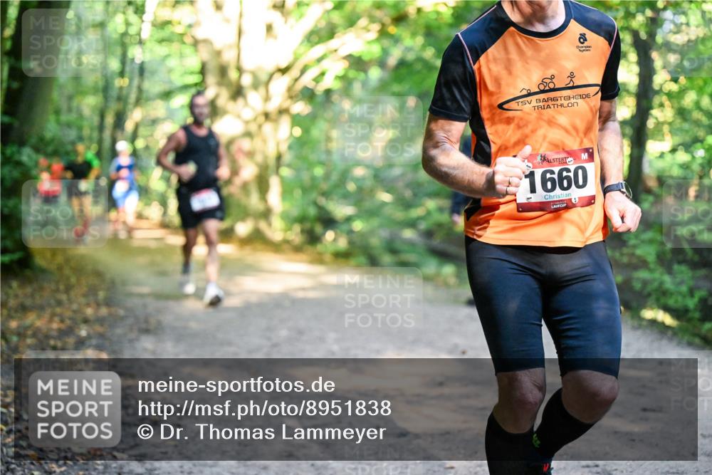 28.09.2025 - 33. Volkslauf durch das schöne Alstertal Dr. Thomas Lammeyer http://msf.ph/oto/8951838 28.09.2025 10:19:26 Laufen 1660 meine-sportfotos.de