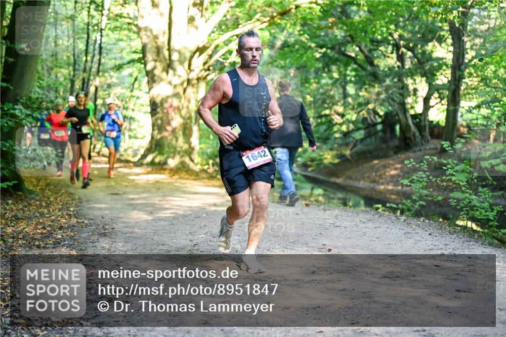 28.09.2025 - 33. Volkslauf durch das schöne Alstertal Dr. Thomas Lammeyer http://msf.ph/oto/8951847 28.09.2025 10:19:27 Laufen 1642 meine-sportfotos.de