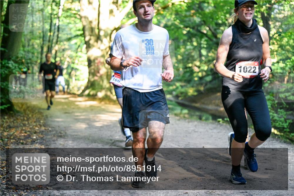 28.09.2025 - 33. Volkslauf durch das schöne Alstertal Dr. Thomas Lammeyer http://msf.ph/oto/8951914 28.09.2025 10:19:39 Laufen 166, 30, 2024, 1022 meine-sportfotos.de