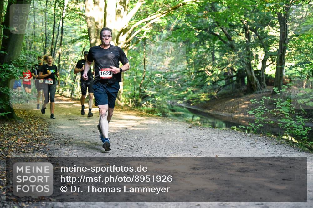 28.09.2025 - 33. Volkslauf durch das schöne Alstertal Dr. Thomas Lammeyer http://msf.ph/oto/8951926 28.09.2025 10:19:41 Laufen 1032, 1623 meine-sportfotos.de