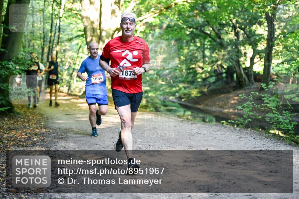 28.09.2025 - 33. Volkslauf durch das schöne Alstertal Dr. Thomas Lammeyer http://msf.ph/oto/8951967 28.09.2025 10:19:49 Laufen 1684, 1674 meine-sportfotos.de