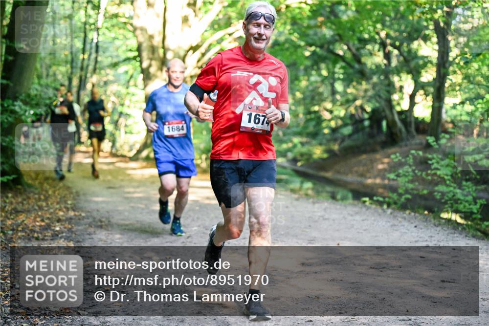 28.09.2025 - 33. Volkslauf durch das schöne Alstertal Dr. Thomas Lammeyer http://msf.ph/oto/8951970 28.09.2025 10:19:49 Laufen 1684, 1674 meine-sportfotos.de