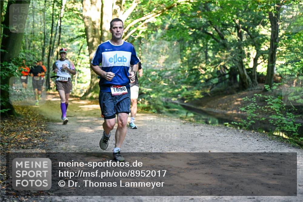 28.09.2025 - 33. Volkslauf durch das schöne Alstertal Dr. Thomas Lammeyer http://msf.ph/oto/8952017 28.09.2025 10:19:57 Laufen 1134, 1680 meine-sportfotos.de