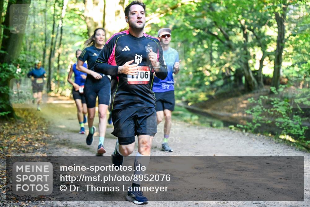 28.09.2025 - 33. Volkslauf durch das schöne Alstertal Dr. Thomas Lammeyer http://msf.ph/oto/8952076 28.09.2025 10:20:06 Laufen 706 meine-sportfotos.de