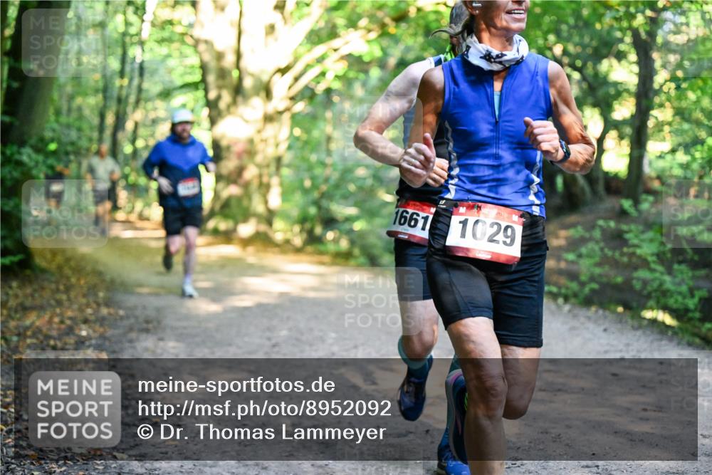 28.09.2025 - 33. Volkslauf durch das schöne Alstertal Dr. Thomas Lammeyer http://msf.ph/oto/8952092 28.09.2025 10:20:09 Laufen 1661, 1029 meine-sportfotos.de