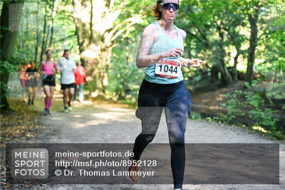 28.09.2025 - 33. Volkslauf durch das schöne Alstertal Dr. Thomas Lammeyer http://msf.ph/oto/8952128 28.09.2025 10:20:22 Laufen 1044 meine-sportfotos.de