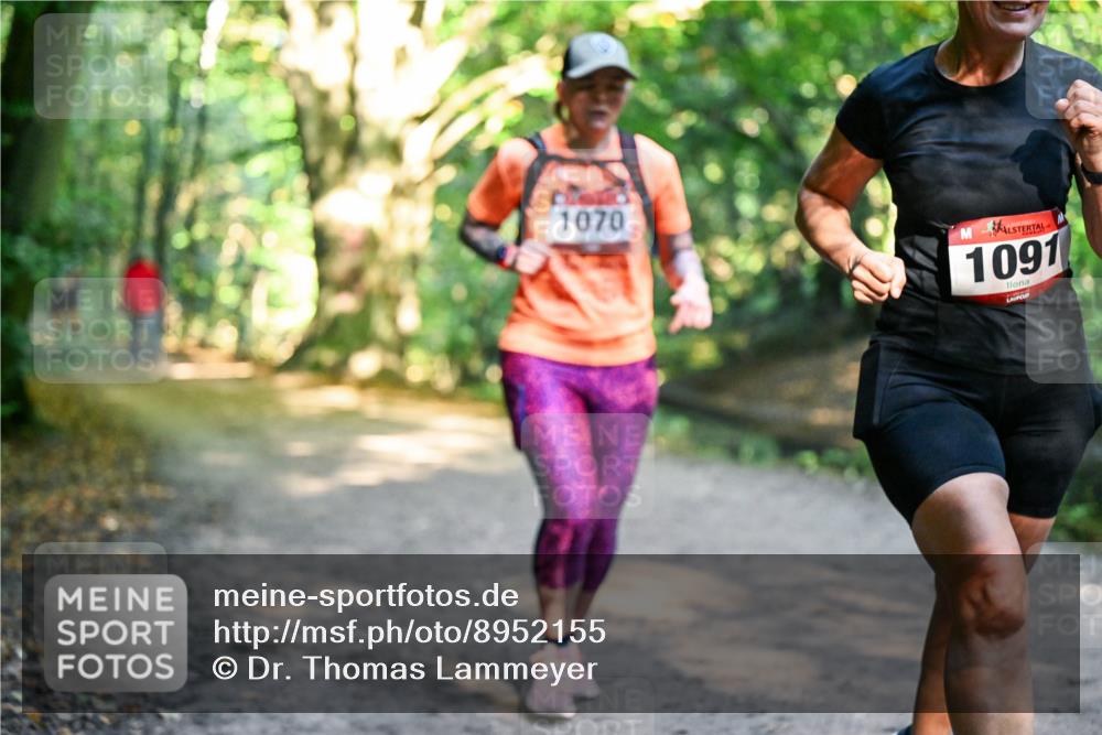 28.09.2025 - 33. Volkslauf durch das schöne Alstertal Dr. Thomas Lammeyer http://msf.ph/oto/8952155 28.09.2025 10:20:28 Laufen 1070, 1091 meine-sportfotos.de