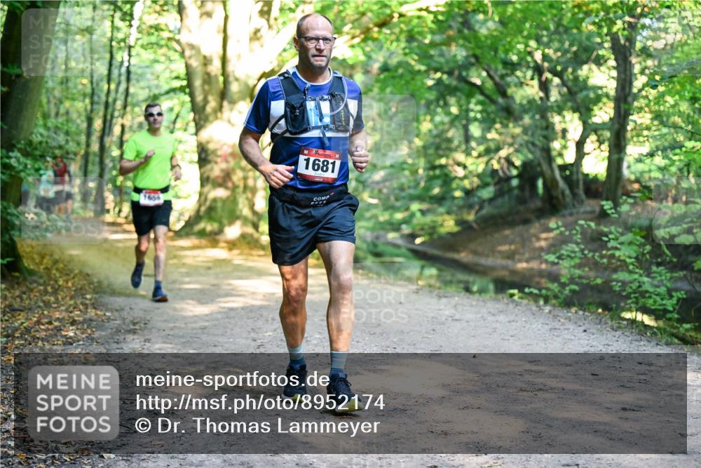 28.09.2025 - 33. Volkslauf durch das schöne Alstertal Dr. Thomas Lammeyer http://msf.ph/oto/8952174 28.09.2025 10:20:37 Laufen 1681, 1654 meine-sportfotos.de