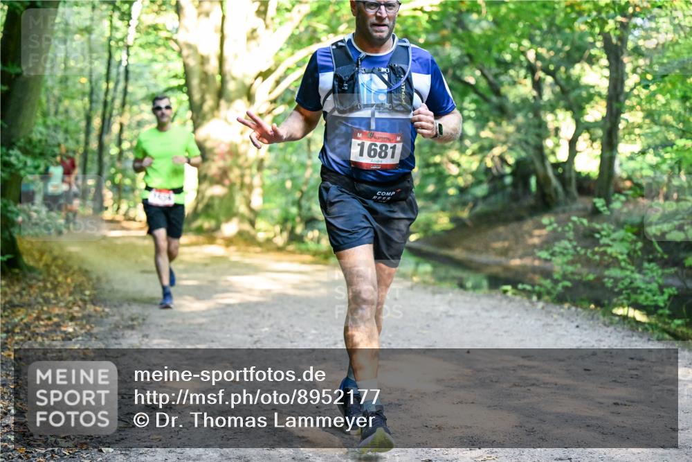 28.09.2025 - 33. Volkslauf durch das schöne Alstertal Dr. Thomas Lammeyer http://msf.ph/oto/8952177 28.09.2025 10:20:37 Laufen 1681 meine-sportfotos.de