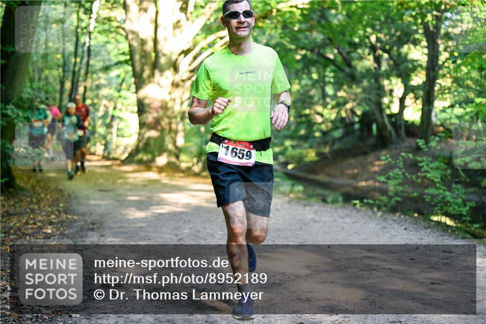 28.09.2025 - 33. Volkslauf durch das schöne Alstertal Dr. Thomas Lammeyer http://msf.ph/oto/8952189 28.09.2025 10:20:39 Laufen 1659 meine-sportfotos.de
