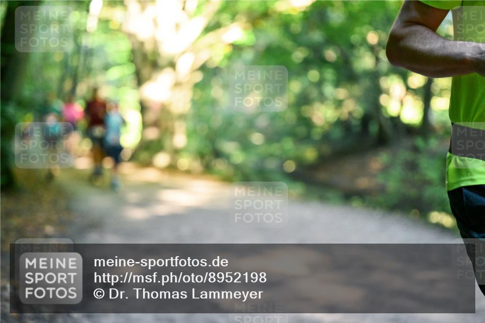 28.09.2025 - 33. Volkslauf durch das schöne Alstertal Dr. Thomas Lammeyer http://msf.ph/oto/8952198 28.09.2025 10:20:40 Laufen  meine-sportfotos.de