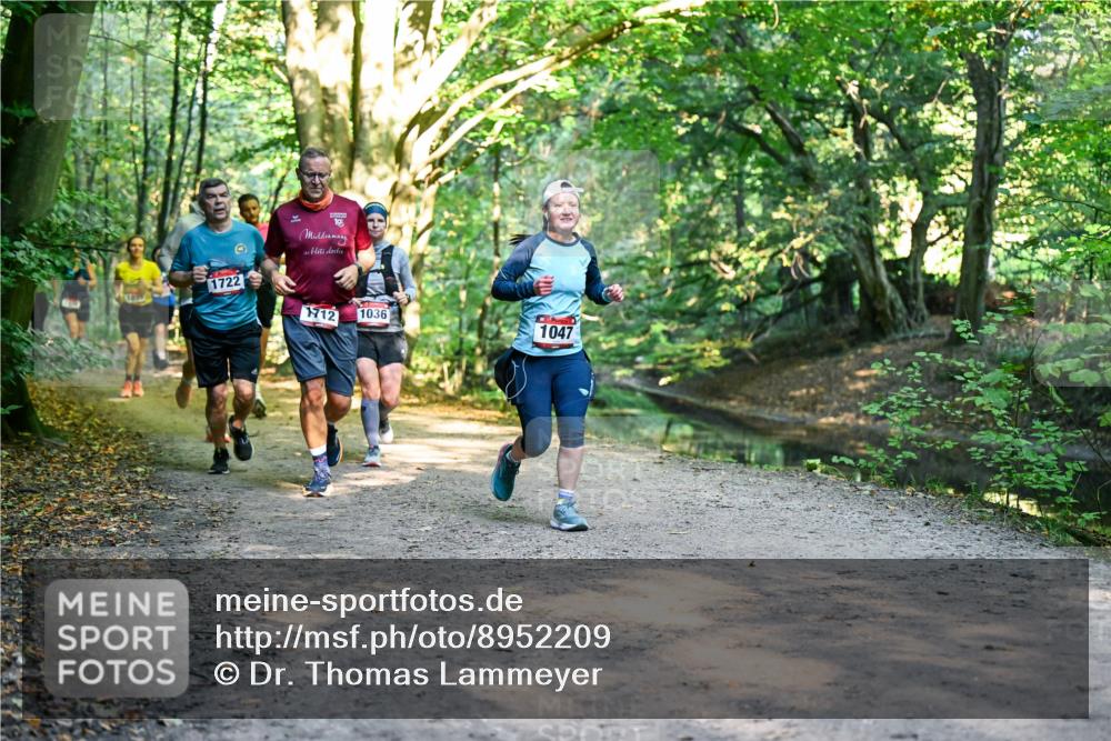 28.09.2025 - 33. Volkslauf durch das schöne Alstertal Dr. Thomas Lammeyer http://msf.ph/oto/8952209 28.09.2025 10:20:43 Laufen 2000, 1722, 10, 1712, 1036, 1047 meine-sportfotos.de