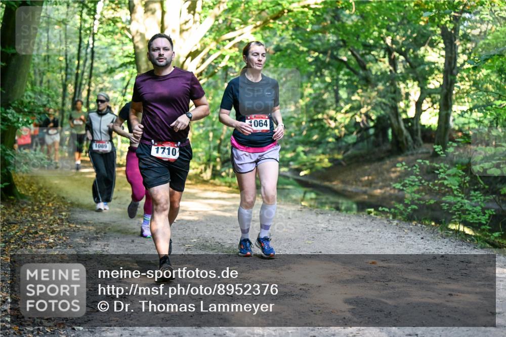 28.09.2025 - 33. Volkslauf durch das schöne Alstertal Dr. Thomas Lammeyer http://msf.ph/oto/8952376 28.09.2025 10:21:14 Laufen 1089, 1710, 064 meine-sportfotos.de