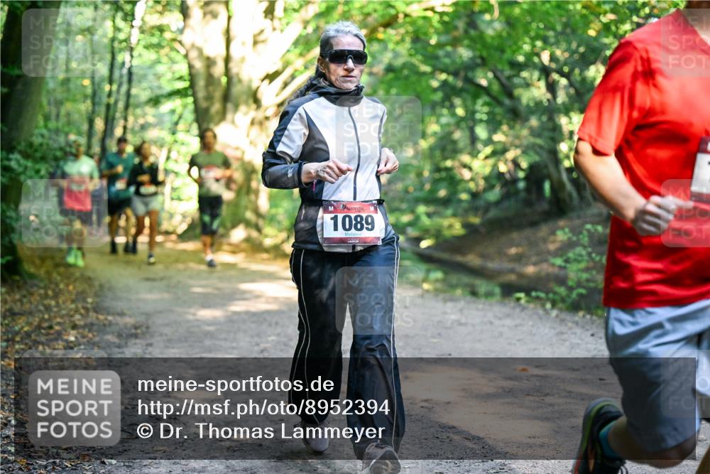 28.09.2025 - 33. Volkslauf durch das schöne Alstertal Dr. Thomas Lammeyer http://msf.ph/oto/8952394 28.09.2025 10:21:17 Laufen 1089 meine-sportfotos.de