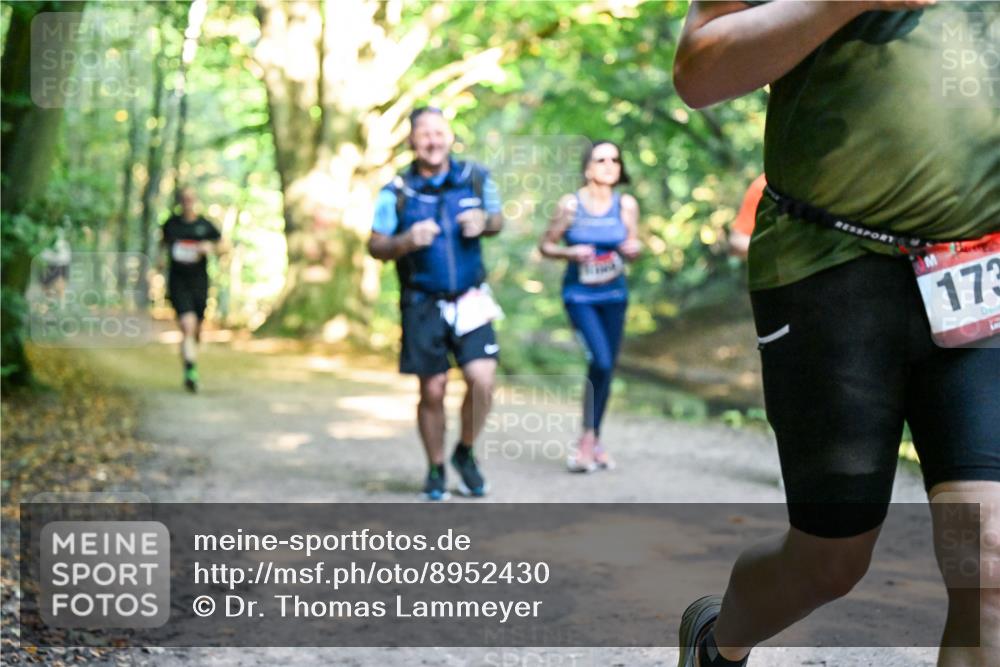 28.09.2025 - 33. Volkslauf durch das schöne Alstertal Dr. Thomas Lammeyer http://msf.ph/oto/8952430 28.09.2025 10:21:25 Laufen 173 meine-sportfotos.de