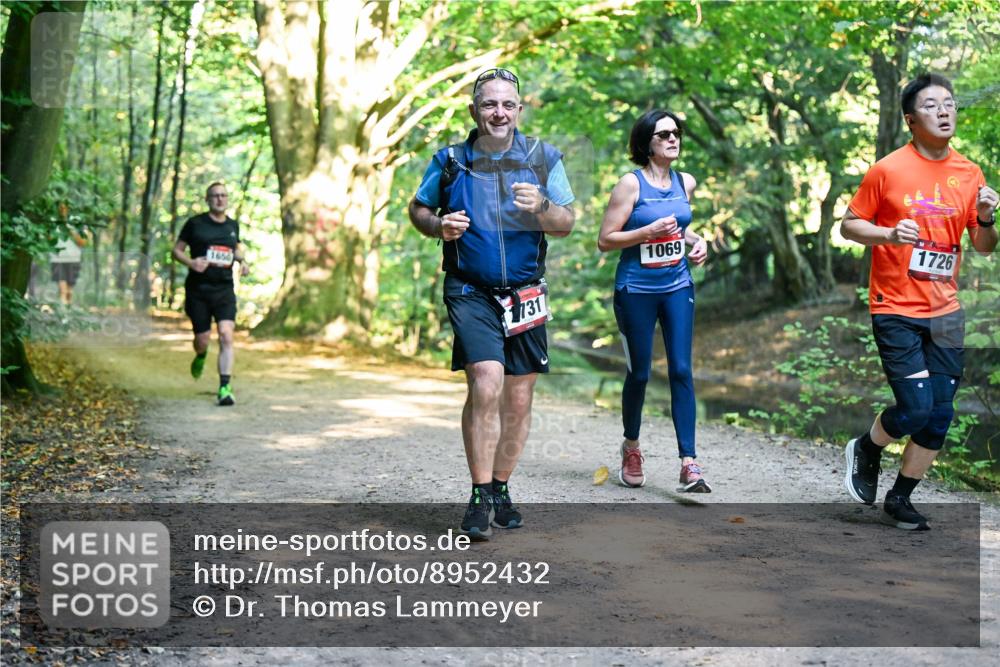 28.09.2025 - 33. Volkslauf durch das schöne Alstertal Dr. Thomas Lammeyer http://msf.ph/oto/8952432 28.09.2025 10:21:25 Laufen 731, 1069, 1726 meine-sportfotos.de